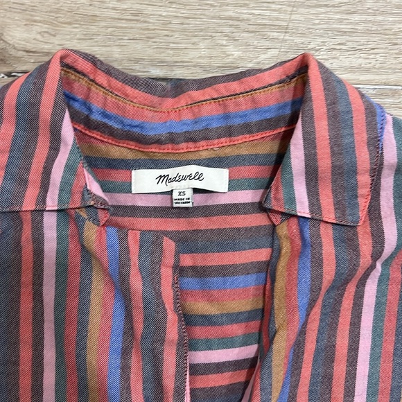 Multi-colored button down Madewell Top - Picture 2 of 3